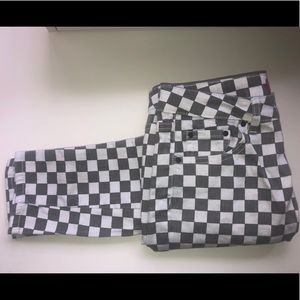 Black and white checkered jeans:)